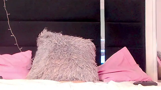 Snapshot of Demyraii chatting on 2, 12, 2025 Demyraii online show from 2, 12, 2025