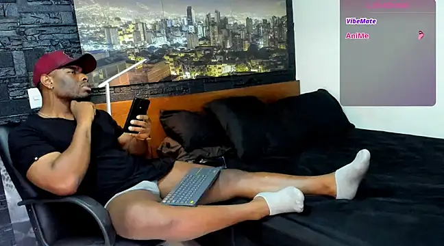Snapshot of thomas_santtos1 chatting on 25, 1, 2025 thomas santtos1 online show from 25, 1, 2025