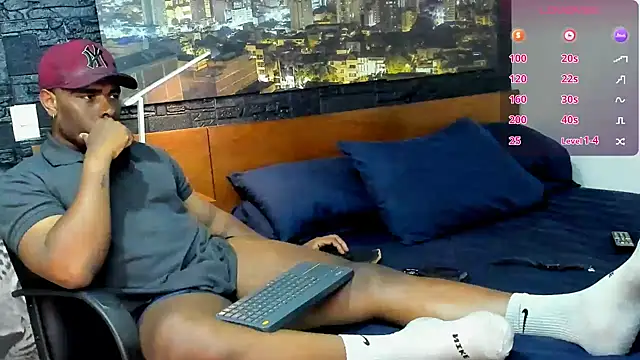 Snapshot of thomas_santtos1 chatting on 16, 2, 2025 thomas santtos1 online show from 16, 2, 2025