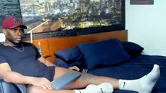 Snapshot of thomas_santtos1 chatting on 25, 2, 2025 thomas santtos1 online show from 25, 2, 2025