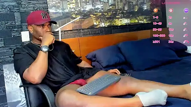 Snapshot of thomas_santtos1 chatting on 19, 3, 2025 thomas santtos1 online show from 19, 3, 2025