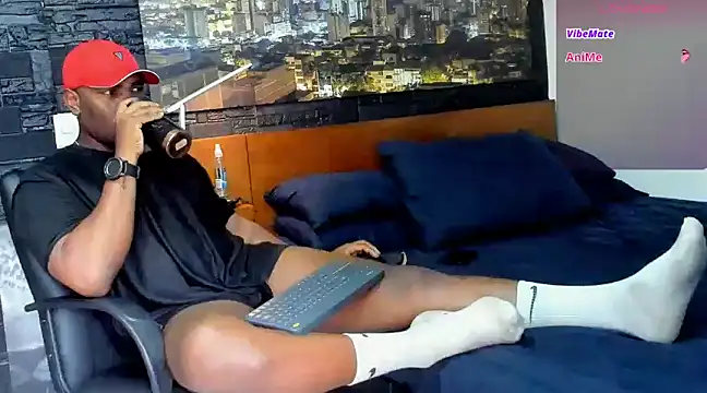 Snapshot of thomas_santtos1 chatting on 21, 3, 2025 thomas santtos1 online show from 21, 3, 2025