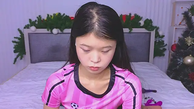 Tina Kim  online show from 21, 12, 2024