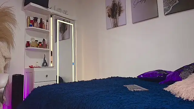 MariianaGomez online show from 10, 3, 2026