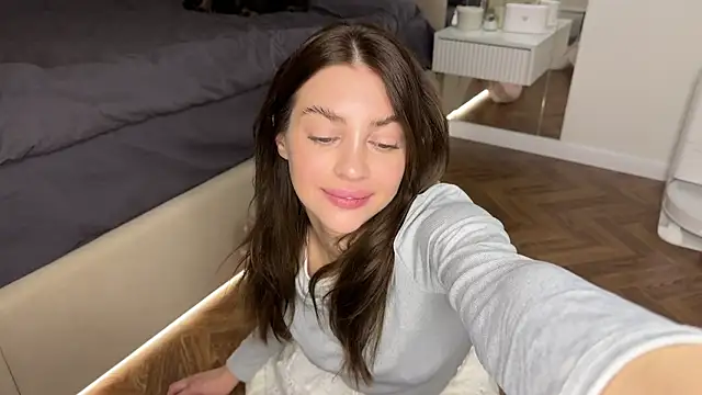 Elsa Ice online show from 6, 1, 2025