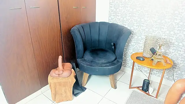 mabelsaravia online show from 14, 4, 2026