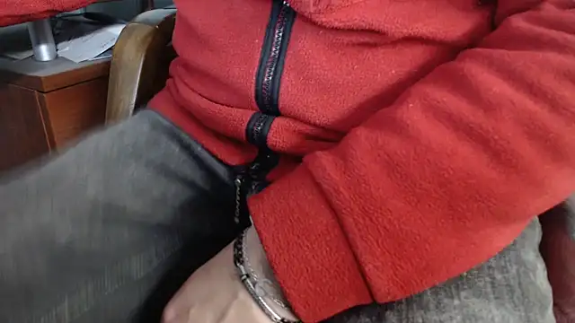 Snapshot of smoothandtiny chatting on 4, 2, 2025 smoothandtiny online show from 4, 2, 2025