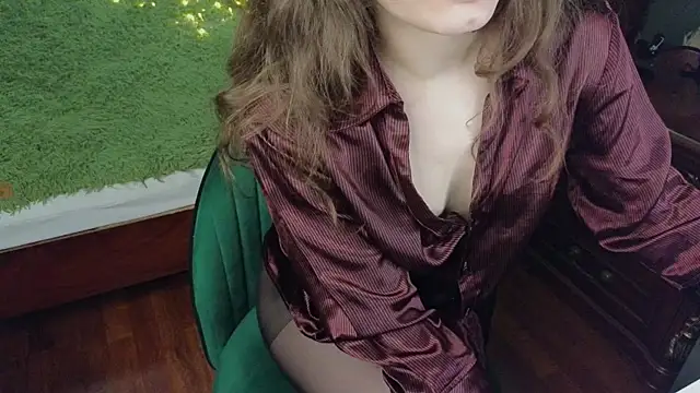 Snapshot of Charlotte_wow chatting on 15, 2, 2025 Charlotte wow online show from 15, 2, 2025