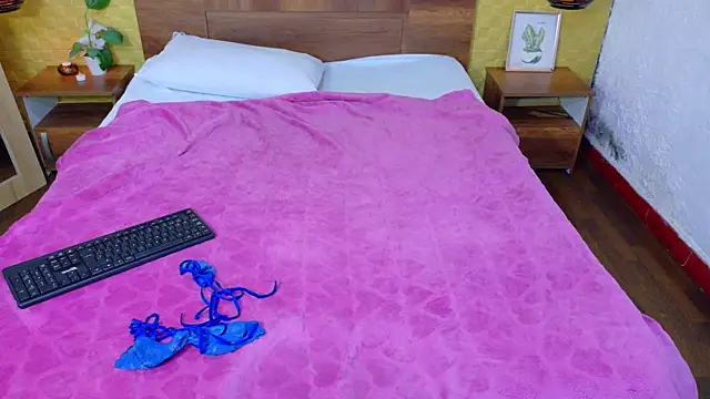 Mrs booty online show from 12, 2, 2025