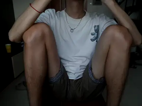 ChenJiaHui2004 online show from 13, 10, 2025