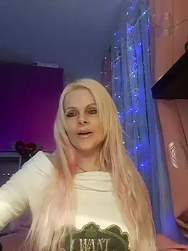 Snapshot of Angeldevilus chatting on 12, 12, 2024 Angeldevilus online show from 12, 12, 2024