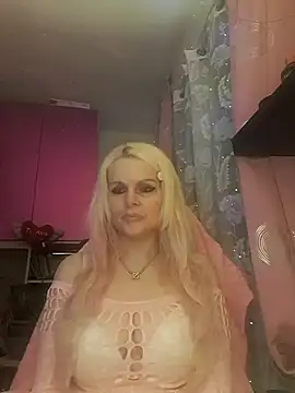 Snapshot of Angeldevilus chatting on 24, 12, 2024 Angeldevilus online show from 24, 12, 2024