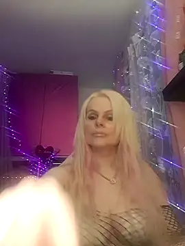 Snapshot of Angeldevilus chatting on 10, 1, 2025 Angeldevilus online show from 10, 1, 2025