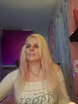 Snapshot of Angeldevilus chatting on 16, 3, 2025 Angeldevilus online show from 16, 3, 2025