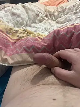 Snapshot of Micversa@xh chatting on 5, 4, 2026 Micversaxh online show from 5, 4, 2026