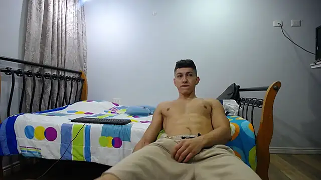 Snapshot of Iam_yourbabyprincess_XD chatting on 3, 3, 2025 Iam yourbabyprincess XD online show from 3, 3, 2025