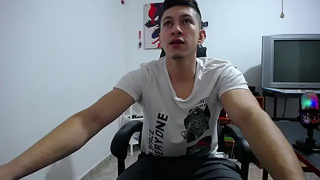 Snapshot of Iam_yourbabyprincess_XD chatting on 31, 10, 2025 Iam yourbabyprincess XD online show from 31, 10, 2025