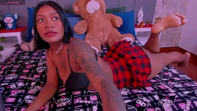 JulianaMiller online show from 24, 1, 2025