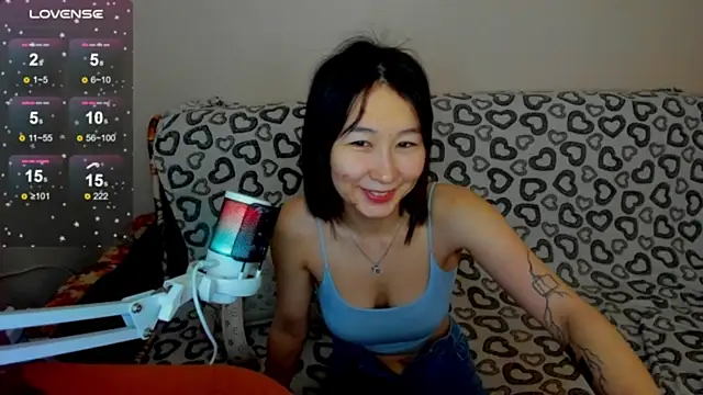 SaraXray online show from 14, 12, 2025