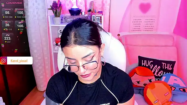 Snapshot of Hinataw33d01 chatting on 10, 12, 2024 Hinataw33d01 online show from 10, 12, 2024