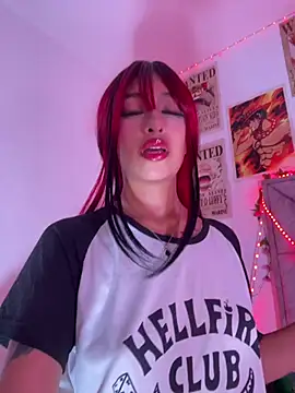 Hot sophie  online show from 25, 5, 2026