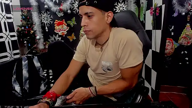 Brunocuttie94 online show from 8, 11, 2025