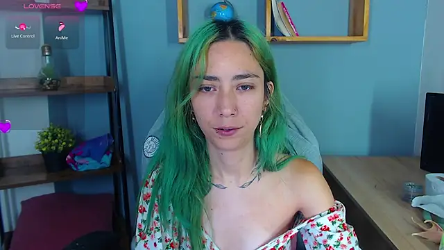 Erika Stevens online show from 16, 9, 2025