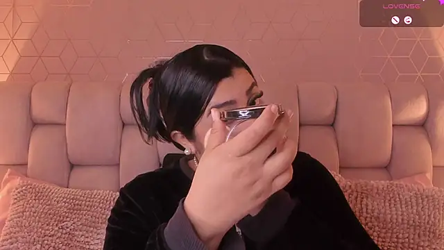 Emilyboobss online show from 7, 3, 2025