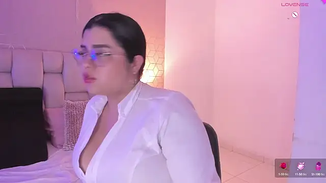 Emilyboobss online show from 17, 3, 2025