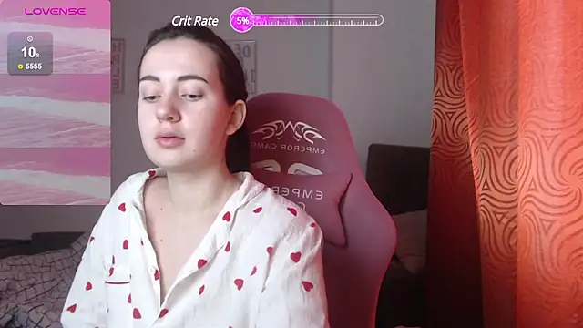 Snapshot of SweetieKendl chatting on 26, 2, 2025 SweetieKendl online show from 26, 2, 2025