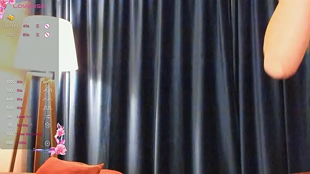 Snapshot of SarahCarrter chatting on 26, 12, 2024 SarahCarrter online show from 26, 12, 2024