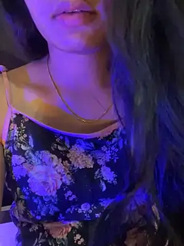 Snapshot of Sexy-Varsha chatting on 1, 3, 2025 Sexy-Varsha online show from 1, 3, 2025