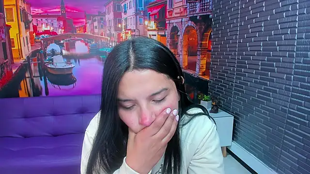 Snapshot of Small_naughty_ chatting on 2, 3, 2026 Small naughty online show from 2, 3, 2026