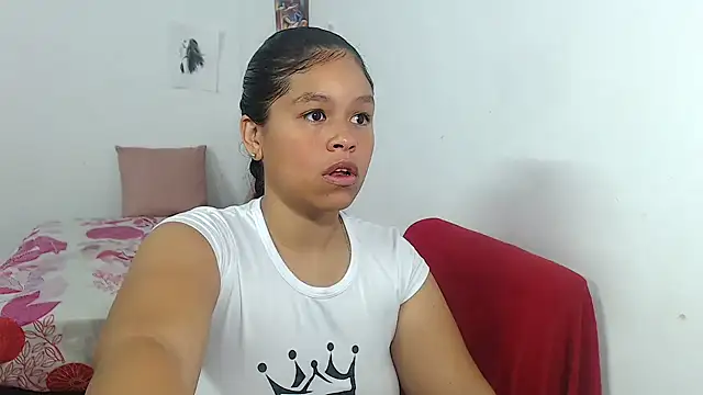 Snapshot of Hazel_donna chatting on 14, 2, 2026 Hazel donna online show from 14, 2, 2026