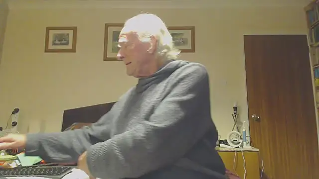 Snapshot of WaverlyKernow chatting on 12, 12, 2024 WaverlyKernow online show from 12, 12, 2024