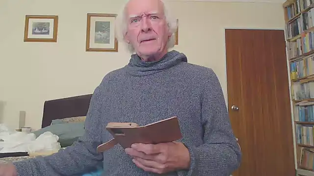 Snapshot of WaverlyKernow chatting on 2, 1, 2025 WaverlyKernow online show from 2, 1, 2025