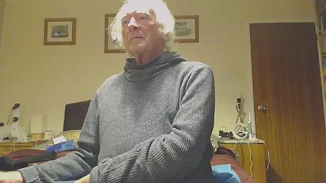 Snapshot of WaverlyKernow chatting on 4, 1, 2025 WaverlyKernow online show from 4, 1, 2025