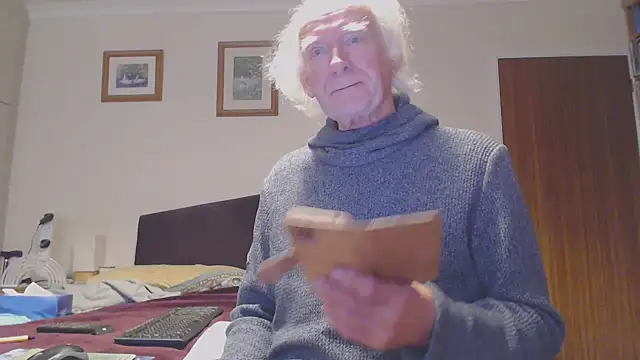 Snapshot of WaverlyKernow chatting on 17, 1, 2025 WaverlyKernow online show from 17, 1, 2025