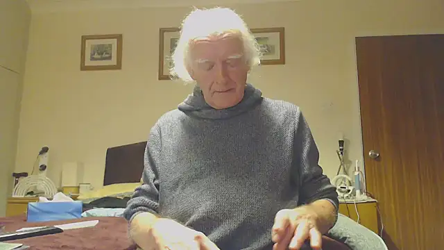 Snapshot of WaverlyKernow chatting on 19, 1, 2025 WaverlyKernow online show from 19, 1, 2025