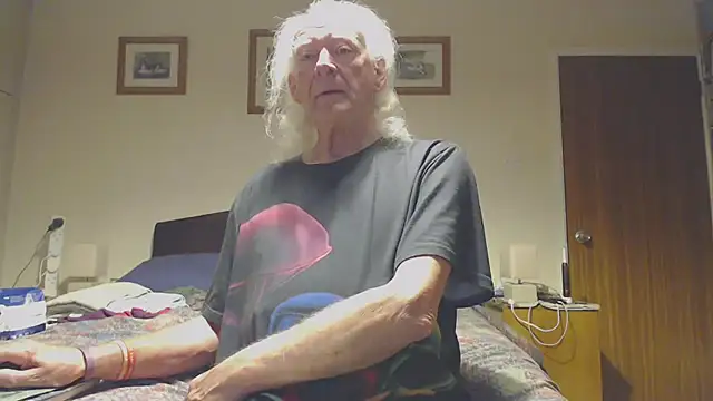 WaverlyKernow online show from 6, 4, 2026