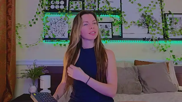 Real Tini online show from 11, 3, 2025