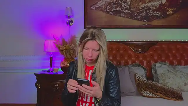 Real Tini online show from 6, 2, 2026