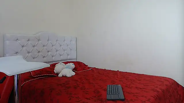 luna hoott online show from 12, 3, 2025