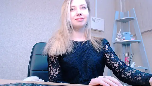 AliceFire  online show from 26, 2, 2025