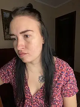 Roxana Bell online show from 5, 4, 2026