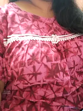 Snapshot of Ravina_patil1 chatting on 9, 1, 2025 Ravina patil1 online show from 9, 1, 2025