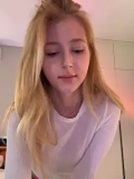 LunaRase online show from 14, 4, 2026