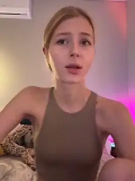 LunaRase online show from 17, 4, 2026