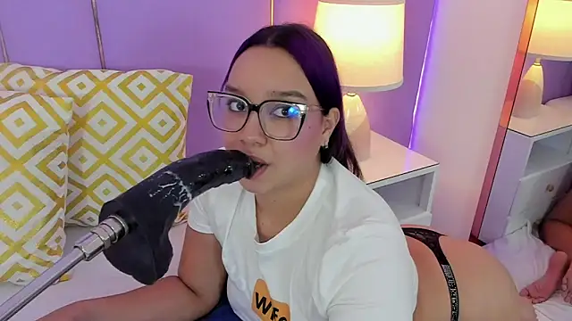 SophyRuiz  online show from 2, 2, 2026