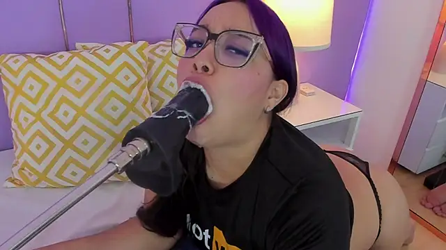 SophyRuiz  online show from 28, 3, 2026